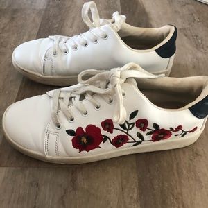 Embroidered tennis shoes